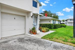3245 40TH WAY, SAINT PETERSBURG, FL 33711 Sold 01/17/25