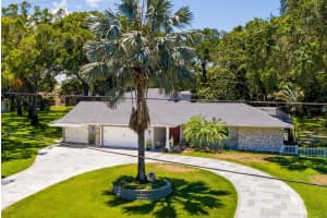 2191 PADDOCK CIRCLE, DUNEDIN, FL 34698 Sold 05/06/25