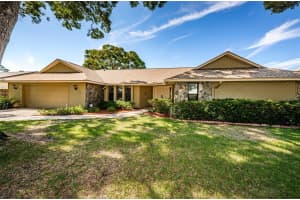 1680 HONEYBEAR LANE, DUNEDIN, FL 34698 Sold 09/26/24