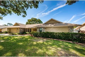 1680 HONEYBEAR LANE, DUNEDIN, FL 34698 Sold 09/26/24