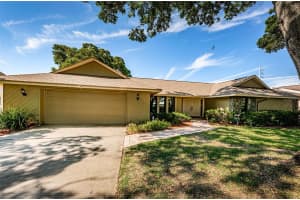 1680 HONEYBEAR LANE, DUNEDIN, FL 34698 Sold 09/26/24