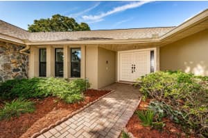 1680 HONEYBEAR LANE, DUNEDIN, FL 34698 Sold 09/26/24