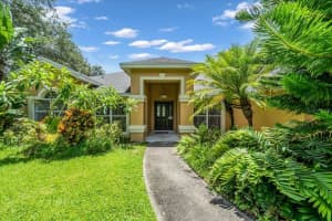 4004 WOODS POINTE WAY, VALRICO, FL 33596 Sold 09/27/24