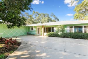 1515 SERPENTINE DRIVE, SAINT PETERSBURG, FL 33705 Sold 08/05/24