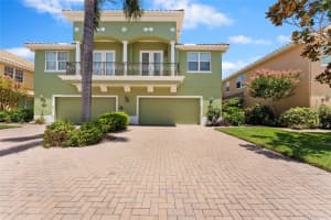 168 BANYAN BAY DRIVE, SAINT PETERSBURG, FL 33705 Sold 01/23/25