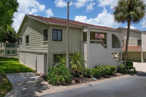 645 DRAKE LANE, DUNEDIN, FL 34698 Sold 09/30/24