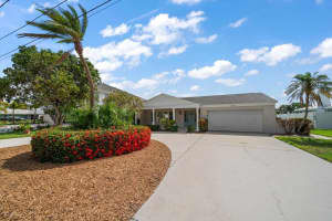 12505 5TH STREET, TREASURE ISLAND, FL 33706 Sold 07/29/24