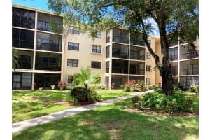 315 30TH AVENUE, BRADENTON, FL 34205 Sold 11/18/24