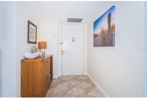880 MANDALAY AVENUE, CLEARWATER BEACH, FL 33767 Sold 06/11/25
