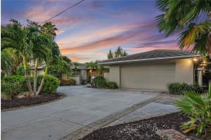 2121 VINA DEL MAR BOULEVARD, ST PETE BEACH, FL 33706 Sold 09/17/24