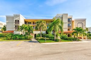 7532 Bayshore Dr #205, TREASURE ISLAND
