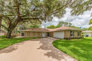 8675 15TH STREET, SAINT PETERSBURG, FL 33702 Sold 01/16/25
