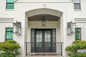4615 SYLVAN RAMBLE STREET, TAMPA, FL 33609 Sold 10/25/24