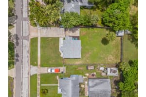 833 60TH AVENUE, SAINT PETERSBURG, FL 33703 Sold 12/30/24