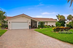 2097 MASSACHUSETTS AVENUE, ST PETERSBURG, FL 33703 Sold 07/30/24