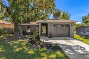 2741 MAPLE AVENUE, SARASOTA, FL 34234 Sold 01/17/25