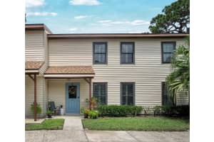 1515 BAYSHORE BOULEVARD, DUNEDIN, FL 34698 Sold 07/31/24