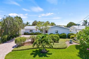 402 HERMOSITA DRIVE, ST PETE BEACH, FL 33706 Sold 08/07/24