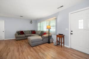 329 15TH AVENUE, LARGO, FL 33770 Sold 12/06/24