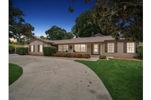 2025 NURSERY ROAD, CLEARWATER, FL 33764 Sold 10/21/24