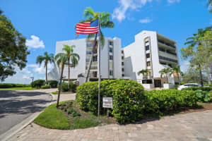 5700 ESCONDIDA BOULEVARD, ST PETERSBURG, FL 33715 Sold 07/23/25