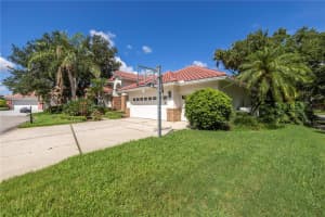 908 LAKE PLACIDO COURT, SAINT PETERSBURG, FL 33703 Sold 02/27/25
