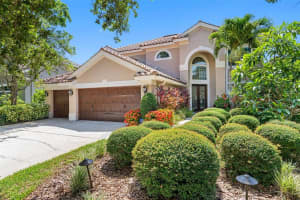 7738 ARALIA WAY, SEMINOLE, FL 33777 Sold 08/01/24