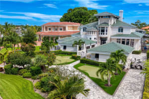420 COFFEE POT RIVIERA NE, ST PETERSBURG, FL 33704 - MLS#MFRU8248639