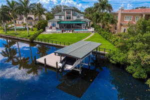420 COFFEE POT RIVIERA NE, ST PETERSBURG, FL 33704 - MLS#MFRU8248639
