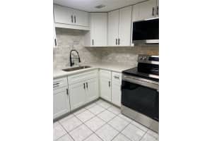 3100 HARTFORD STREET, SAINT PETERSBURG, FL 33713 Sold 04/11/25