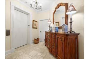 260 108TH AVENUE, TREASURE ISLAND, FL 33706 Sold 09/12/24