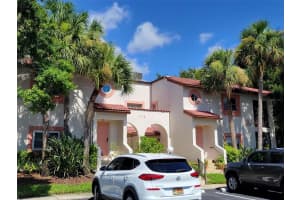 476 SANTA CRUZ PLACE, SAINT PETERSBURG, FL 33703 Sold 09/30/24