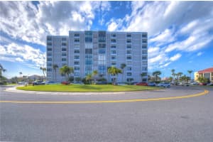 855 BAYWAY BOULEVARD, CLEARWATER BEACH, FL 33767 Sold 09/05/24