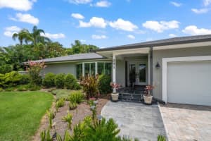251 BLUFF VIEW DRIVE, BELLEAIR BLUFFS, FL 33770 Sold 10/15/24