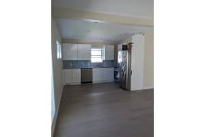 2569 LANGDON AVENUE, SAINT PETERSBURG, FL 33712 Sold 04/21/25
