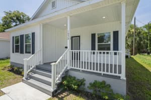1050 MELROSE AVENUE, ST PETERSBURG, FL 33705 Sold 10/28/24