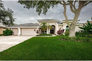 2369 HILLCREEK CIRCLE, CLEARWATER, FL 33759 Sold 09/10/24