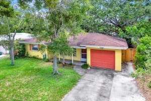 1450 SAN CHARLES DRIVE, DUNEDIN, FL 34698 Sold 12/05/24