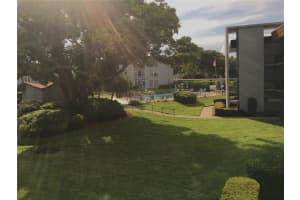 333 Lake Howard Dr Nw #204c, WINTER HAVEN