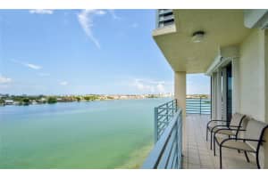 7974 SAILBOAT KEY BOULEVARD, SOUTH PASADENA, FL 33707 Sold 10/07/24