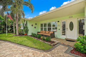 5244 40TH STREET, SAINT PETERSBURG, FL 33711 Sold 05/19/25