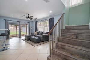 2069 LOS LOMAS DRIVE, CLEARWATER, FL 33763 Sold 10/04/24