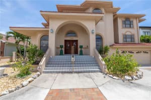 120 8TH STREET, SAINT PETERSBURG, FL 33715 Sold 06/12/25