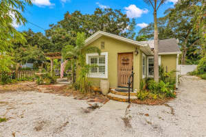 825 CAROLINA AVENUE, TARPON SPRINGS, FL 34689 Sold 02/07/25