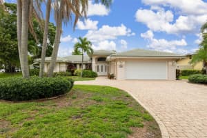 1800 TANGLEWOOD DRIVE, SAINT PETERSBURG, FL 33702 Sold 12/16/24