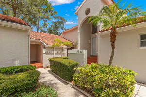 4844 NAPOLI COURT, SAINT PETERSBURG, FL 33703 Sold 08/12/24