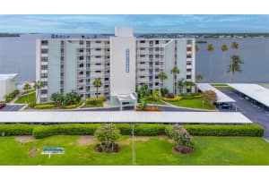 300 WOODETTE DRIVE, DUNEDIN, FL 34698 Sold 03/04/25