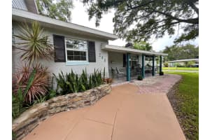 246 PARK CIRCLE, SAINT PETERSBURG, FL 33707 Sold 02/06/25