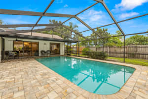 2950 WOODPINE COURT, SARASOTA, FL 34231 Sold 10/01/24