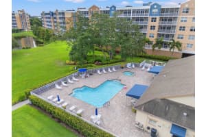 960 STARKEY ROAD, LARGO, FL 33771 Sold 06/10/25